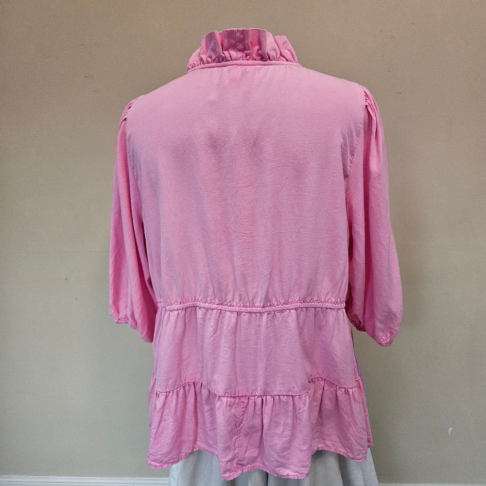 Crown & Ivy Top Women Sz 3X Pink Ruffle V-neck Pullover 100%Tencel Lyocell - Picture 2 of 10